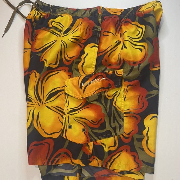 Speedo Floral Swimming Trunks Size Medium shorts - Picture 2 of 6